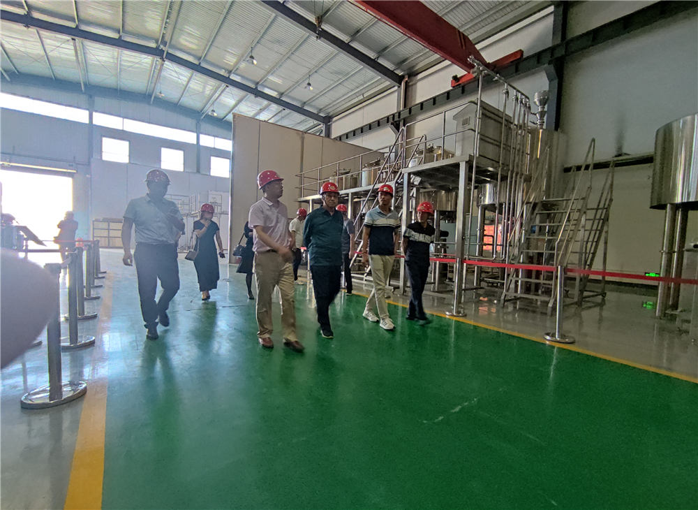  攜手并肩，共贏未來——熱烈歡迎餐飲協(xié)會(huì)領(lǐng)導(dǎo)蒞臨山東天泰參觀指導(dǎo)