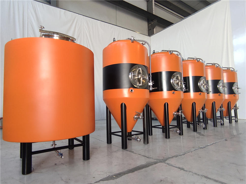 打破傳統(tǒng)啤酒設(shè)備特點(diǎn)，為不同的場(chǎng)景“靚”身定制