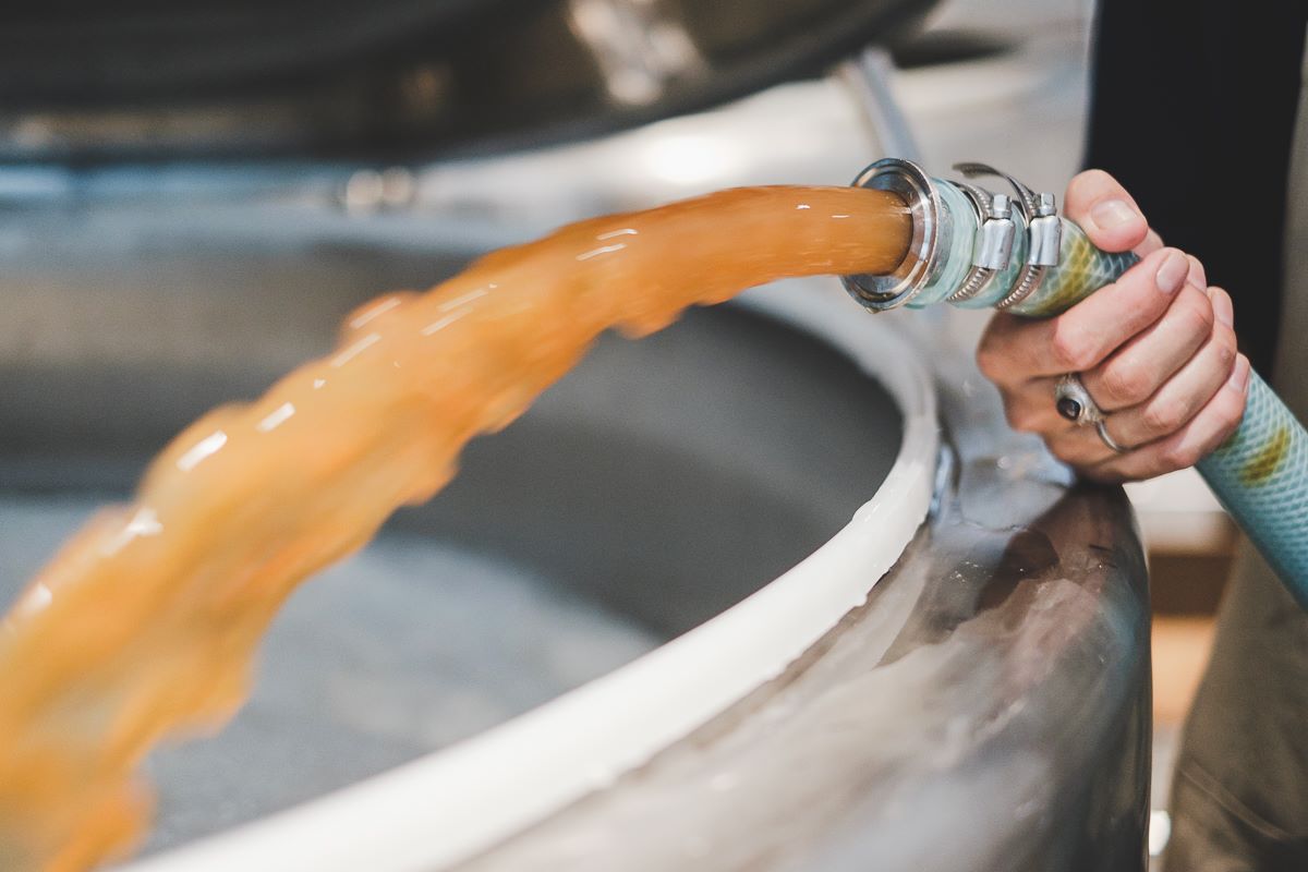 啤酒釀造中的麥芽汁指的是什么？