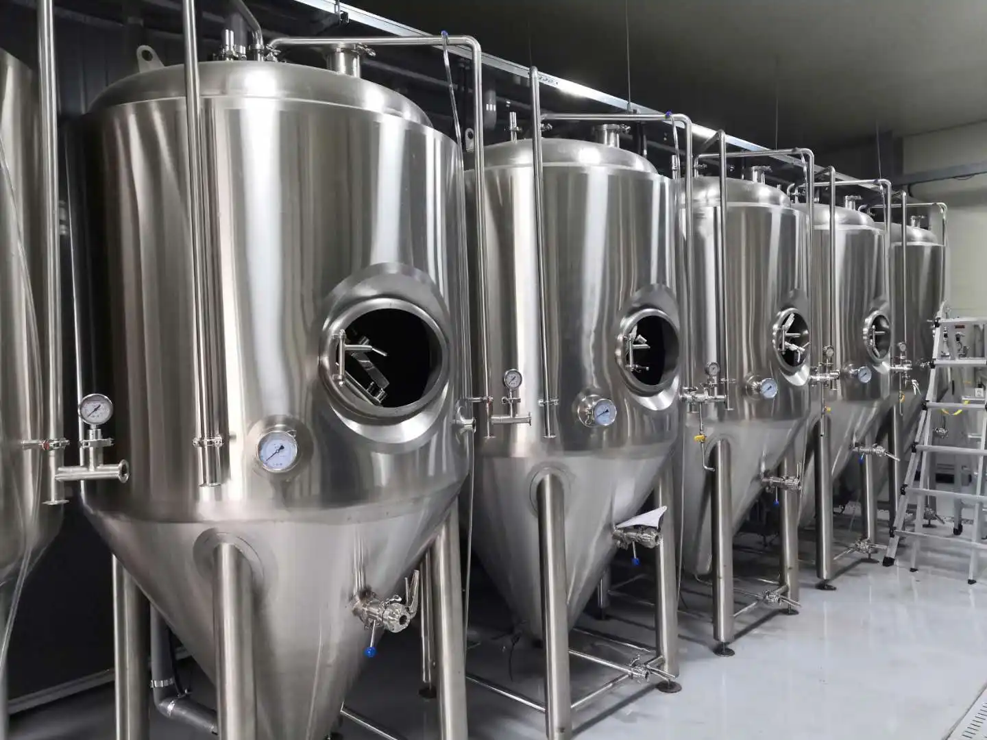 錐形發(fā)酵罐的壓力如何控制？