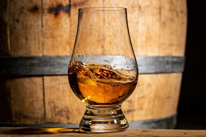 威士忌蒸餾設(shè)備-山東天泰